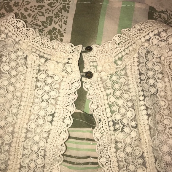 CAbi | Whisper Gauze Crochet Tank Style #266 - Picture 3 of 3